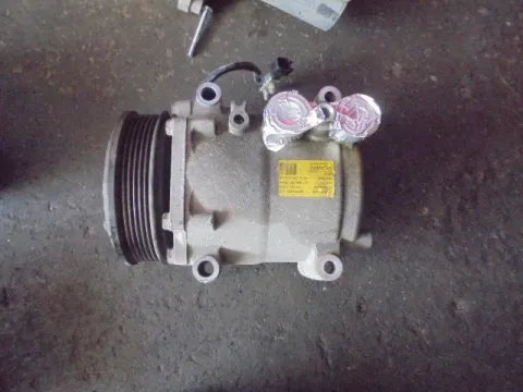 Συμπιεστής A-C (Κομπρέσορας) 8V5119D629DF για FORD FIESTA (2008 - 2012) Mk6 (JA8) 1400 (F6JD) Diesel 68 TDCi  Συμπιεστής A-C (Κομπρέσορας) 8V5119D629DF για FORD FIESTA (2008 - 2012) Mk6 (JA8) 1400 (F6JD) Diesel 68 TDCi