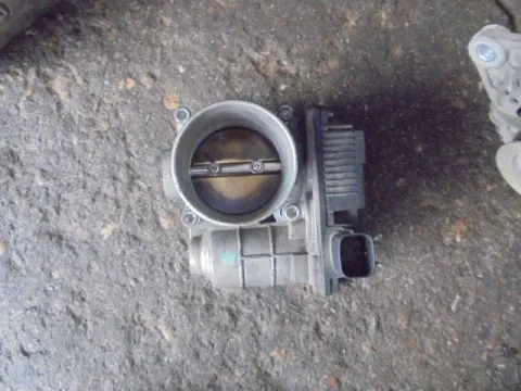 Σώμα Πεταλούδας SERA57601 για NISSAN ALMERA (2002 - 2006) (N16)  Σώμα Πεταλούδας SERA57601 για NISSAN ALMERA (2002 - 2006) (N16)
