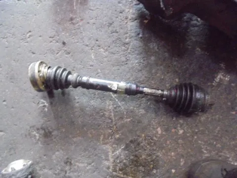 Ημιαξόνιο Εμπρός Αριστερό Με ABS για AUDI A4 (1999 - 2001) (8D) 1800 (AJL) Petrol 180 Turbo  Ημιαξόνιο Εμπρός Αριστερό Με ABS για AUDI A4 (1999 - 2001) (8D) 1800 (AJL) Petrol 180 Turbo