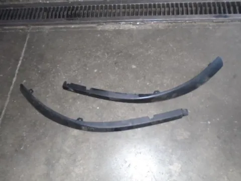 Σπόιλερ Προφυλακτήρα Εμπρός για TOYOTA AURIS (2009 - 2013)  Σπόιλερ Προφυλακτήρα Εμπρός για TOYOTA AURIS (2009 - 2013)