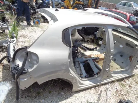 Τροπέτο Αμάξι Κουφάρι Χ. Άξονα για CITROEN C3 (2017 - ) *Δ* -  Τροπέτο Αμάξι Κουφάρι Χ. Άξονα για CITROEN C3 (2017 - ) *Δ* -