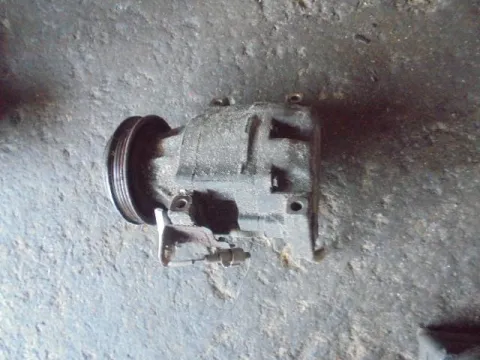 Συμπιεστής A-C (Κομπρέσορας) για TOYOTA YARIS (1999 - 2002) (XP10)  Συμπιεστής A-C (Κομπρέσορας) για TOYOTA YARIS (1999 - 2002) (XP10)