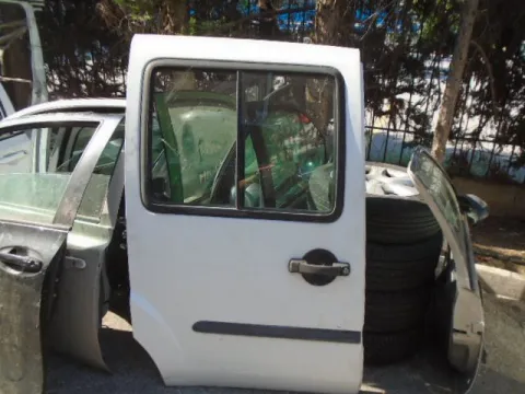 Πόρτα Δεξιά Συρόμενη Με Τζάμι για FIAT DOBLO (2002 - 2005) (119) Combi , (2002 - 2005) (223) Cargo , (2006 - 2009) (119) Combi  Πόρτα Δεξιά Συρόμενη Με Τζάμι για FIAT DOBLO (2002 - 2005) (119) Combi , (2002 - 2005) (223) Cargo , (2006 - 2009) (119) Combi
