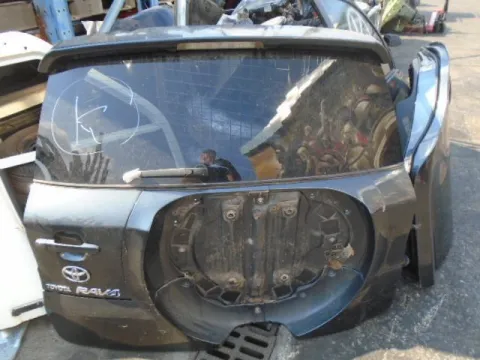 Πορτ-Μπαγκάζ για TOYOTA RAV-4 (2006 - 2009) (XA30)  Πορτ-Μπαγκάζ για TOYOTA RAV-4 (2006 - 2009) (XA30)