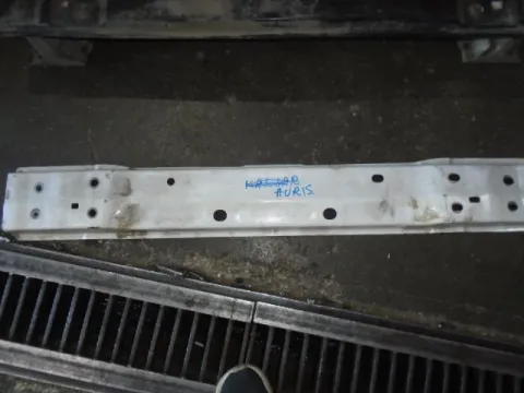 Τραβέρσα Προφυλακτήρα Πίσω Σκέτη για TOYOTA AURIS (2013 - 2015) 