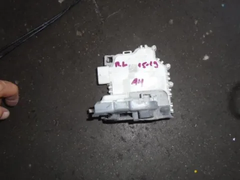 Ηλεκτρομαγνητική Κλειδαριά Πίσω Αριστερή 5Pin για AUDI A4 (2016 - ) () Sedan - 4dr  Ηλεκτρομαγνητική Κλειδαριά Πίσω Αριστερή 5Pin για AUDI A4 (2016 - ) () Sedan - 4dr