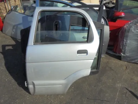 Πόρτα Πίσω Αριστερή για DAIHATSU TERIOS (1997 - 2000) (J100) *Ε* Πόρτα Πίσω Αριστερή για DAIHATSU TERIOS (1997 - 2000) (J100) *Ε*