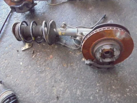 Άκρο Πλήρες Εμπρός Αριστερό Με ABS για TOYOTA COROLLA (2004 - 2007) (E120) 2000 (1CD-FTV) diesel 116 (CDE120) D-4D  Άκρο Πλήρες Εμπρός Αριστερό Με ABS για TOYOTA COROLLA (2004 - 2007) (E120) 2000 (1CD-FTV) diesel 116 (CDE120) D-4D