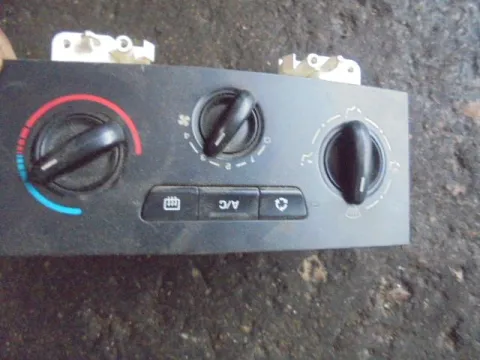 Χειριστήρια Καλοριφέρ για CITROEN C4 (2004 - 2007) (LC)  Χειριστήρια Καλοριφέρ για CITROEN C4 (2004 - 2007) (LC)