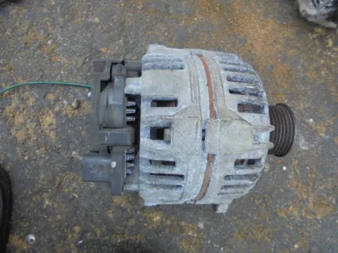 Δυναμό - Εναλλάκτης 037903025L για VW GOLF (1998 - 2004) Mk4 (1J1)  Δυναμό - Εναλλάκτης 037903025L για VW GOLF (1998 - 2004) Mk4 (1J1)