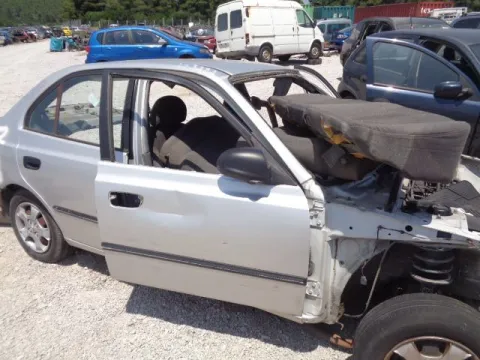 Τροπέτο Αμάξι με Χαλασμένο Κινητήρα και με Σασμάν με Άξονα Πίσω και Ζαντολάστιχα 175/70/13 για HYUNDAI ACCENT (1999 - 2002) (CG) (LC) Sedan 4dr 1300 G4EA petrol 86 12 valve *ΔΒ* -  Τροπέτο Αμάξι με Χαλασμένο Κινητήρα και με Σασμάν με Άξονα Πίσω και Ζαντολάστιχα 175/70/13 για HYUNDAI ACCENT (1999 - 2002) (CG) (LC) Sedan 4dr 1300 G4EA petrol 86 12 valve *ΔΒ* -