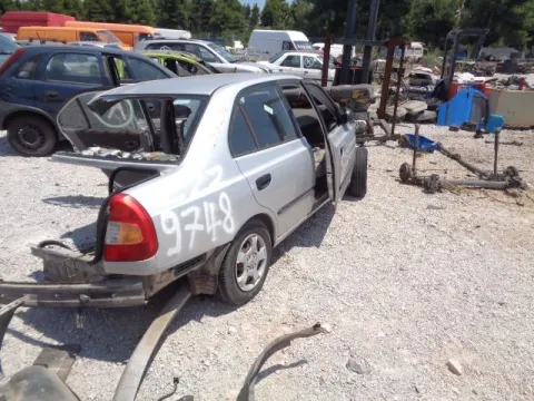 Τροπέτο Αμάξι με Χαλασμένο Κινητήρα και με Σασμάν με Άξονα Πίσω και Ζαντολάστιχα 175/70/13 για HYUNDAI ACCENT (1999 - 2002) (CG) (LC) Sedan 4dr 1300 G4EA petrol 86 12 valve *ΔΒ* -  Τροπέτο Αμάξι με Χαλασμένο Κινητήρα και με Σασμάν με Άξονα Πίσω και Ζαντολάστιχα 175/70/13 για HYUNDAI ACCENT (1999 - 2002) (CG) (LC) Sedan 4dr 1300 G4EA petrol 86 12 valve *ΔΒ* -