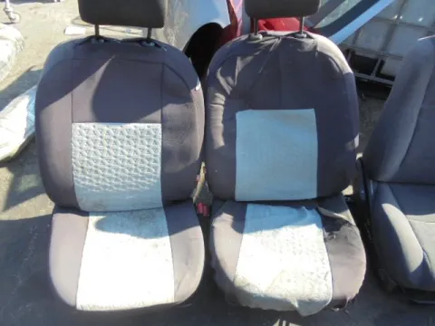 Καθίσματα Σετ Εμπρός Χ. Αερόσακους για DACIA SANDERO (2013 - 2016) *ΔΒ* Καθίσματα Σετ Εμπρός Χ. Αερόσακους για DACIA SANDERO (2013 - 2016) *ΔΒ*