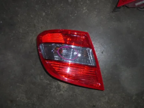Φανάρι Πίσω Αριστερό (Ραγισμένο) για MERCEDES C - CLASS (2007 - 2011) (W204) S-Wagon - 5dr  Φανάρι Πίσω Αριστερό (Ραγισμένο) για MERCEDES C - CLASS (2007 - 2011) (W204) S-Wagon - 5dr