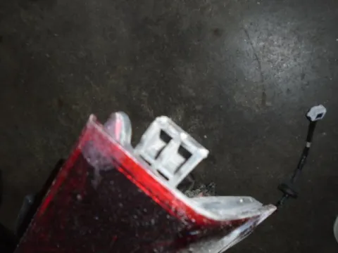 Φανάρι Πίσω Δεξί (Σπασμένη Βάση ) για NISSAN NOTE (2009 - 2013) (E11)  - 