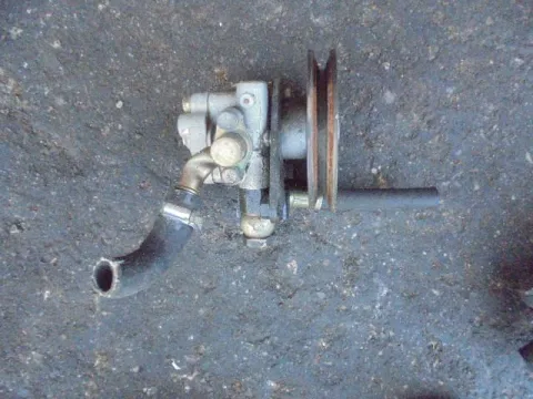 Αντλία Υδραυλικού Τιμονιού Μεταχειρισμένος για NISSAN SERENA (1997 - 2001) (C23) 2300 (LD23) diesel 75  Αντλία Υδραυλικού Τιμονιού Μεταχειρισμένος για NISSAN SERENA (1997 - 2001) (C23) 2300 (LD23) diesel 75