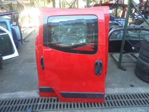 Πόρτα Δεξιά Συρόμενη Με Τζάμι για FIAT FIORINO (2008 -) , QUBO (2008 - ) , CITROEN NEMO (2008 - ) II , PEUGEOT BIPPER (2008 -) (AA_)  Πόρτα Δεξιά Συρόμενη Με Τζάμι για FIAT FIORINO (2008 -) , QUBO (2008 - ) , CITROEN NEMO (2008 - ) II , PEUGEOT BIPPER (2008 -) (AA_)