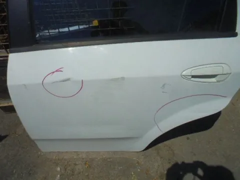 Πόρτα Πίσω Αριστερή (Όχι Πολύ Καθαρή) για FIAT GRANDE PUNTO (2005 - 2008) (199) , (2008 - 2012) (199) , PUNTO (2009 - 2012) (199) EVO *Γ* -  Πόρτα Πίσω Αριστερή (Όχι Πολύ Καθαρή) για FIAT GRANDE PUNTO (2005 - 2008) (199) , (2008 - 2012) (199) , PUNTO (2009 - 2012) (199) EVO *Γ* -