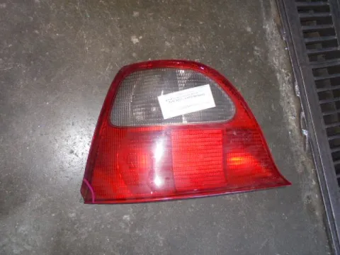 Φανάρι Πίσω Αριστερό (Ελαττωματικό) για ROVER 200 (1996 - 1999) (RF) Hatchback - 3dr , Hatchback - 5dr  Φανάρι Πίσω Αριστερό (Ελαττωματικό) για ROVER 200 (1996 - 1999) (RF) Hatchback - 3dr , Hatchback - 5dr