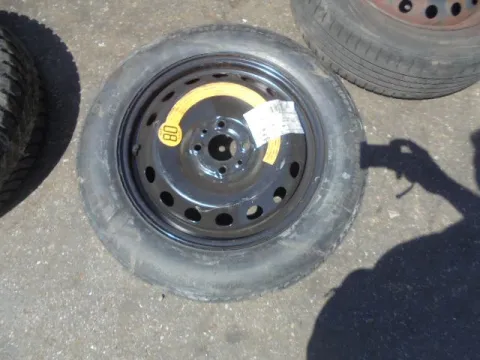 Ζαντολάστιχο Ρεζέρβα Michelin 125/90/R15 για FIAT QUBO (2008 - ) , CITROEN NEMO (2008 - ) II FIORINO (2008 -) *ΔΒ* Ζαντολάστιχο Ρεζέρβα Michelin 125/90/R15 για FIAT QUBO (2008 - ) , CITROEN NEMO (2008 - ) II FIORINO (2008 -) *ΔΒ*