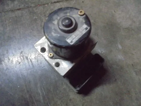 Μονάδα ABS 8N0614517E για AUDI TT (1998 - 2006) (8Ν)  Μονάδα ABS 8N0614517E για AUDI TT (1998 - 2006) (8Ν)