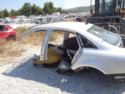 Τροπέτο Πίσω Χωρίς Άξονα για AUDI A4 (2008 - 2011) (8K) Sedan - 4dr , (2012- 2015) ( )  *ΔΒ* Τροπέτο Πίσω Χωρίς Άξονα για AUDI A4 (2008 - 2011) (8K) Sedan - 4dr , (2012- 2015) ( )  *ΔΒ*