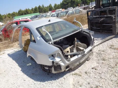 Τροπέτο Πίσω Χωρίς Άξονα για AUDI A4 (2008 - 2011) (8K) Sedan - 4dr , (2012- 2015) ( )  *ΔΒ* -  Τροπέτο Πίσω Χωρίς Άξονα για AUDI A4 (2008 - 2011) (8K) Sedan - 4dr , (2012- 2015) ( )  *ΔΒ* -