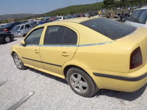 Τροπέτο Αμάξι κομπλέ με Κινητήρα AHF και Άξονα Πίσω με Δισκόπλακες και Ζαντολάστιχα 195/65/15 για SKODA OCTAVIA (1997 - 2000) 4 (1U2-5) Hatchback - 5dr 1900 (AHF) (ASV) Diesel 110 TDI  *ΔΒ* -  Τροπέτο Αμάξι κομπλέ με Κινητήρα AHF και Άξονα Πίσω με Δισκόπλακες και Ζαντολάστιχα 195/65/15 για SKODA OCTAVIA (1997 - 2000) 4 (1U2-5) Hatchback - 5dr 1900 (AHF) (ASV) Diesel 110 TDI  *ΔΒ* -