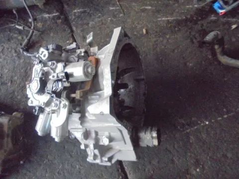 Ημιαυτόματο(Σειριακό) για TOYOTA AYGO (2017 - ) 1000 Petrol (1KR) VVT-i 75hp  Ημιαυτόματο(Σειριακό) για TOYOTA AYGO (2017 - ) 1000 Petrol (1KR) VVT-i 75hp