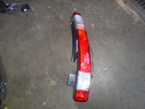 Φανάρι Πίσω Δεξί (Ελαττωματικό) για HONDA CRV (2005 - 2007) (RD)  Φανάρι Πίσω Δεξί (Ελαττωματικό) για HONDA CRV (2005 - 2007) (RD)
