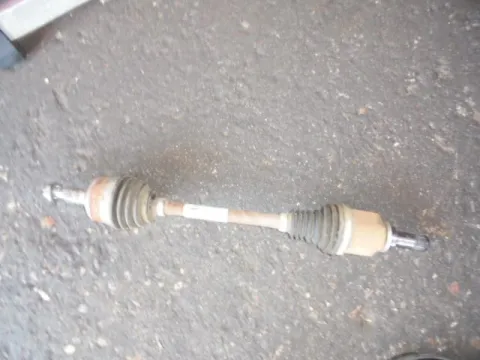 Ημιαξόνιο Εμπρός Αριστερό για DACIA DOKKER (2014 - ) 1600 (H4MDA) H4M 738 Petrol 102 