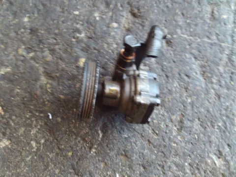 Αντλία Υδραυλικού Τιμονιού Μεταχειρισμένος για KIA PICANTO (2004 - 2008) (BA)  Αντλία Υδραυλικού Τιμονιού Μεταχειρισμένος για KIA PICANTO (2004 - 2008) (BA)