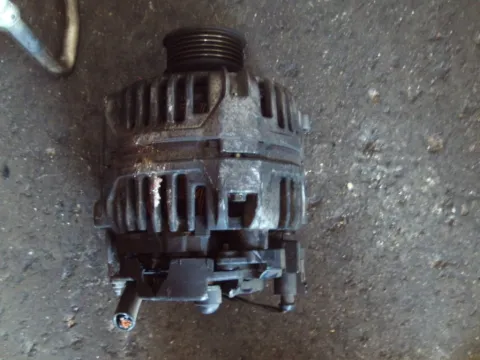 Δυναμό - Εναλλάκτης 028903028D για VW GOLF (1998 - 2004) Mk4 (1J1)  Δυναμό - Εναλλάκτης 028903028D για VW GOLF (1998 - 2004) Mk4 (1J1)