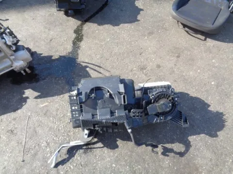 Ψύκτης (Εβαπορέτα) με Μοτέρ Καλοριφέρ για SUZUKI JIMNY ( 2018 - ) *ΔΒ* Ψύκτης (Εβαπορέτα) με Μοτέρ Καλοριφέρ για SUZUKI JIMNY ( 2018 - ) *ΔΒ*