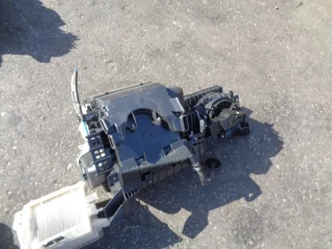 Ψύκτης (Εβαπορέτα) με Μοτέρ Καλοριφέρ για SUZUKI JIMNY ( 2018 - ) *ΔΒ* Ψύκτης (Εβαπορέτα) με Μοτέρ Καλοριφέρ για SUZUKI JIMNY ( 2018 - ) *ΔΒ*