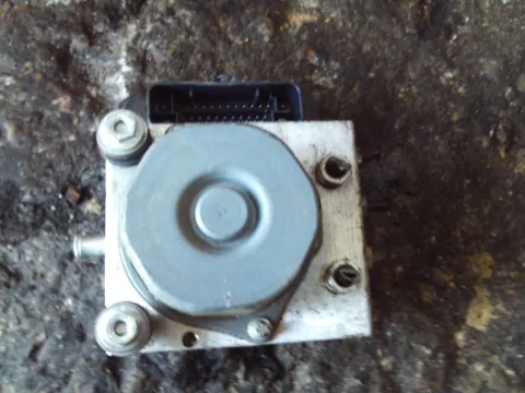 Μονάδα ABS 2265106455 για TOYOTA AYGO (2014 - 2017)  Μονάδα ABS 2265106455 για TOYOTA AYGO (2014 - 2017)