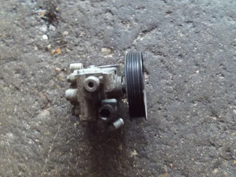 Αντλία Υδραυλικού Τιμονιού Μεταχειρισμένος για FORD TRANSIT CONNECT TOURNEO (2002 - 2006) 1800 (BHPA) Diesel 75 Di 