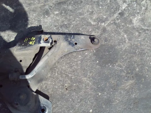 Ψαλίδι Εμπρός Δεξί για HYUNDAI i10 (2008 - 2011) *ΔΒ* Ψαλίδι Εμπρός Δεξί για HYUNDAI i10 (2008 - 2011) *ΔΒ*