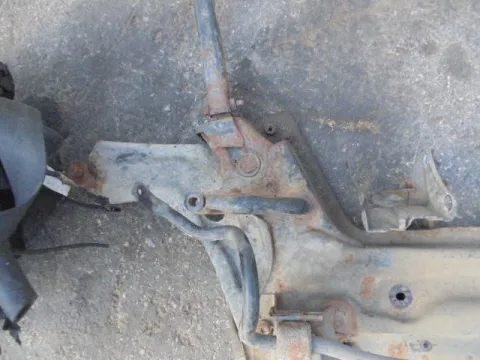 Ψαλίδι Εμπρός Αριστερό για PEUGEOT 307 (2005 - 2008)  Ψαλίδι Εμπρός Αριστερό για PEUGEOT 307 (2005 - 2008)
