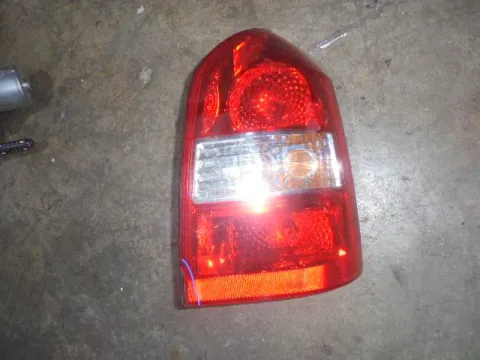 Φανάρι Πίσω Δεξί (Ελαττωματικό) για HYUNDAI TUCSON (2004 - 2010) (JM)  Φανάρι Πίσω Δεξί (Ελαττωματικό) για HYUNDAI TUCSON (2004 - 2010) (JM)