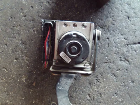 Μονάδα ABS 06210213174 για FORD FIESTA (2008 - 2012) Mk6 (JA8) 1400 (F6JD) Diesel 68 TDCi  Μονάδα ABS 06210213174 για FORD FIESTA (2008 - 2012) Mk6 (JA8) 1400 (F6JD) Diesel 68 TDCi
