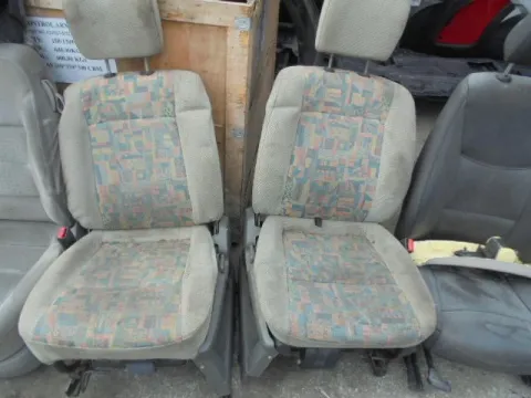 Καθίσματα Σετ Εμπρός για SUZUKI WAGON R (1997 - 2000) (SR) *ΔΒ* Καθίσματα Σετ Εμπρός για SUZUKI WAGON R (1997 - 2000) (SR) *ΔΒ*