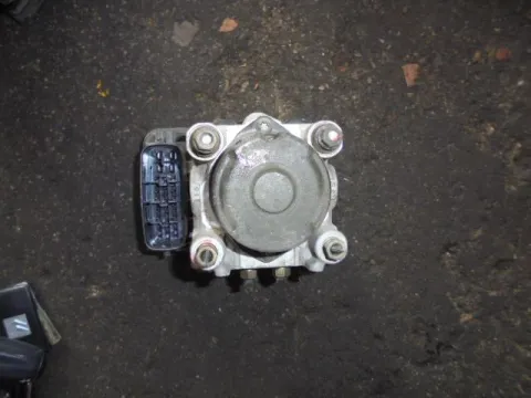Μονάδα ABS ( 5610076J0 ) για SUZUKI JIMNY (1998 - 2005) (SN) , (2005 - 2013) (SN)  Μονάδα ABS ( 5610076J0 ) για SUZUKI JIMNY (1998 - 2005) (SN) , (2005 - 2013) (SN)