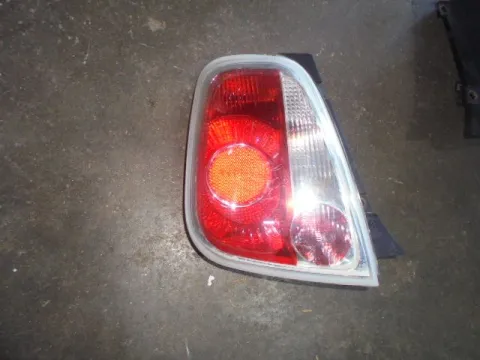 Φανάρι Πίσω Αριστερό (Ελαττωματικό) για FIAT 500 (2007 - 2016)  Φανάρι Πίσω Αριστερό (Ελαττωματικό) για FIAT 500 (2007 - 2016)