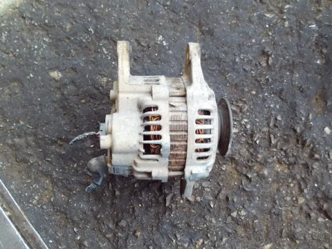 Δυναμό - Εναλλάκτης για MAZDA B-Series (1986 - 1994) (UF) 2200 R2 diesel 63  Δυναμό - Εναλλάκτης για MAZDA B-Series (1986 - 1994) (UF) 2200 R2 diesel 63