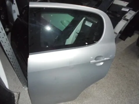 Πόρτα Πίσω Αριστερή (Λίγο Χτυπημένη) για CITROEN C1 (2014 - ) , PEUGEOT 108 *Γ* Πόρτα Πίσω Αριστερή (Λίγο Χτυπημένη) για CITROEN C1 (2014 - ) , PEUGEOT 108 *Γ*