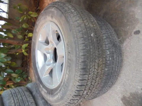 Ζαντολάστιχο 2ΑΔΑ BRIDGESTONE 205/70R15 *1006* για SUZUKI JIMNY (2005 - 2013) (SN) *Γ* -  Ζαντολάστιχο 2ΑΔΑ BRIDGESTONE 205/70R15 *1006* για SUZUKI JIMNY (2005 - 2013) (SN) *Γ* -