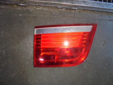 Φανάρι Πίσω Αριστερό Καπού για BMW X5 (2007 - 2010) (E70)  Φανάρι Πίσω Αριστερό Καπού για BMW X5 (2007 - 2010) (E70)