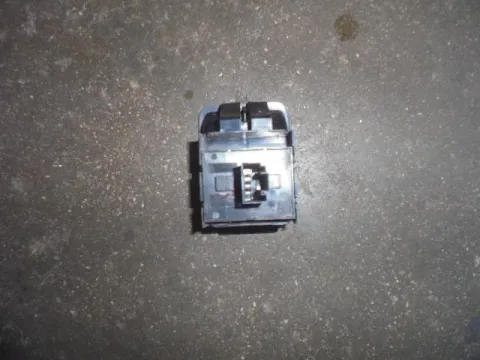 Διακόπτης Παραθύρων Κεντρικός Αριστερής 2Πλος 4Pin για VW CADDY (2004 - 2010) (2KA - 2KH)  - 