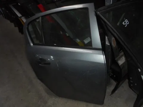 Πόρτα Πίσω Δεξιά (Λίγο Χτυπημένη) για OPEL CORSA (2006 - 2011) D , (2011 - 2014) D *Γ* Πόρτα Πίσω Δεξιά (Λίγο Χτυπημένη) για OPEL CORSA (2006 - 2011) D , (2011 - 2014) D *Γ*